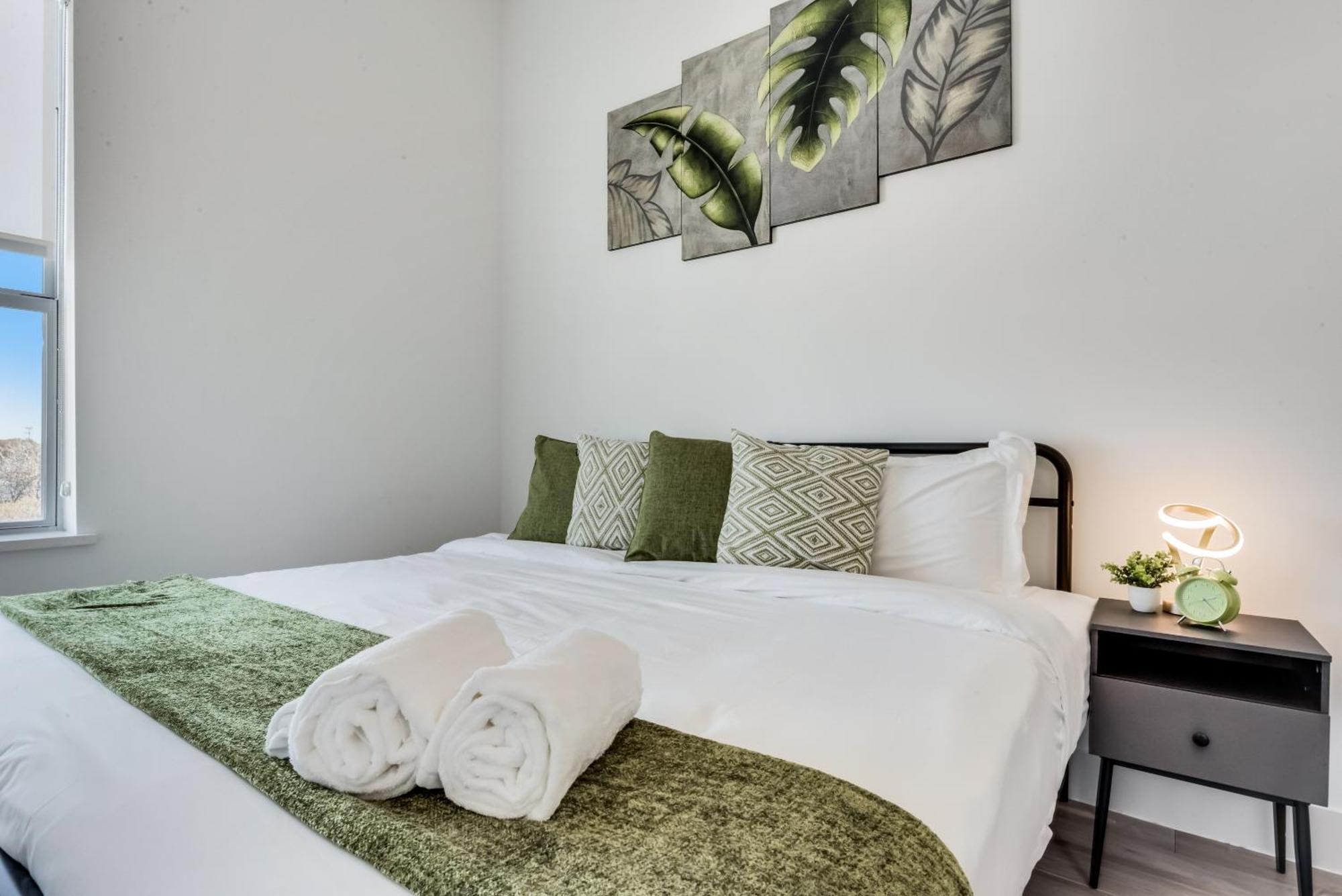 Contemporary 2Br I Gym I Parking I Workspace ダラス エクステリア 写真