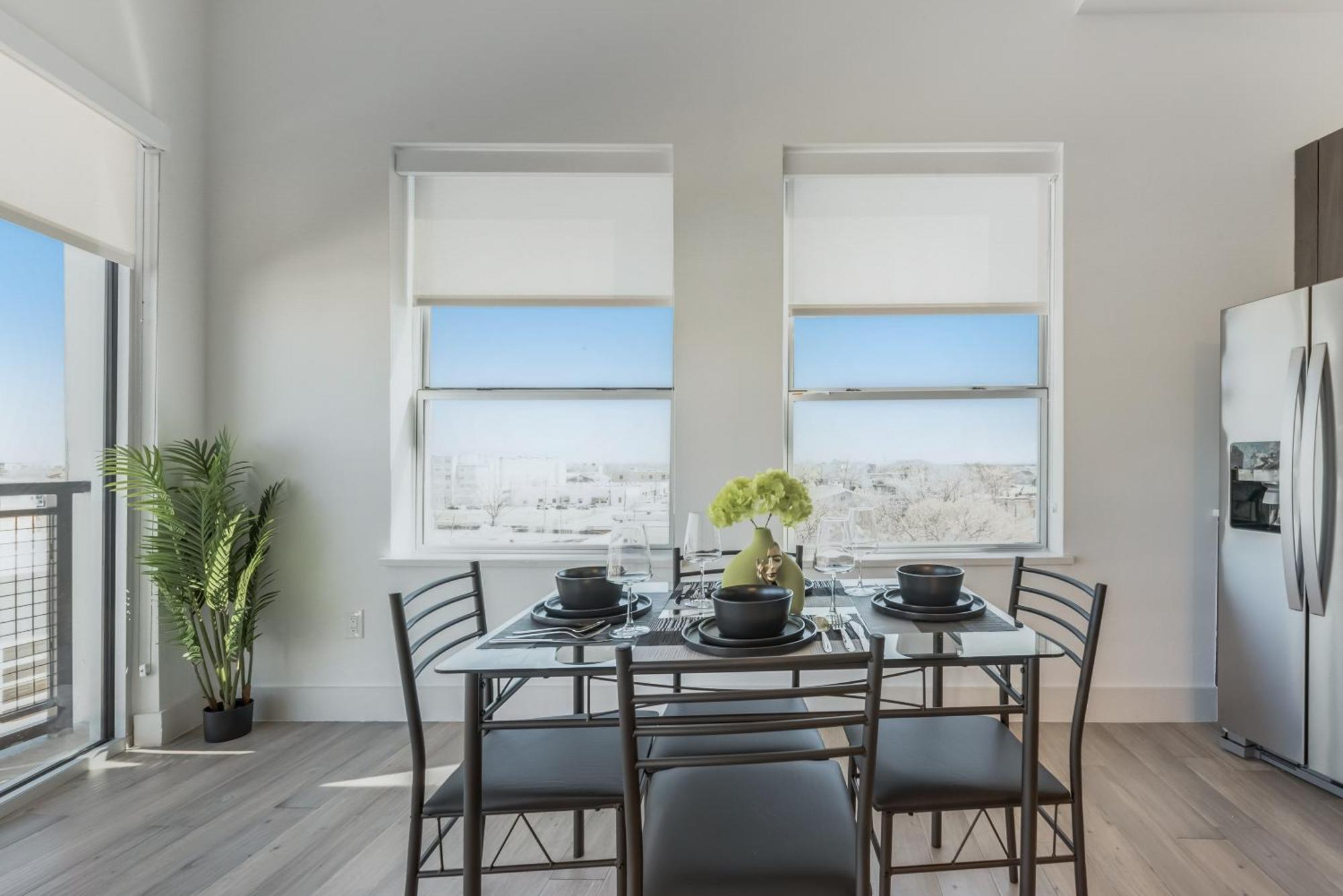 Contemporary 2Br I Gym I Parking I Workspace ダラス エクステリア 写真